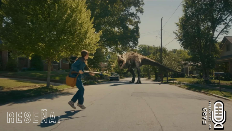 ¿Y SI HAY DINOSAURIOS EN LA CALLE OAK?