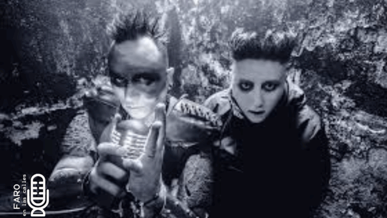 EL DARKWAVE EN PLENO DÍA DE MUERTOS CON HOCICO